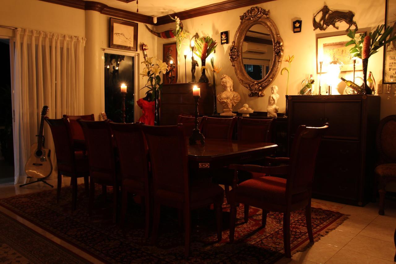 The Wilsons' Shangrila Bed and Breakfast Dumaguete City Exterior foto