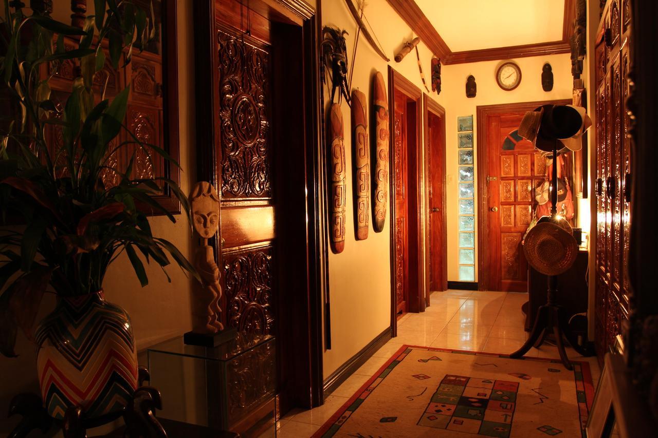 The Wilsons' Shangrila Bed and Breakfast Dumaguete City Exterior foto