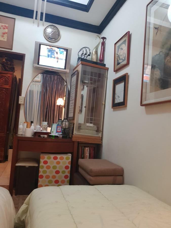 The Wilsons' Shangrila Bed and Breakfast Dumaguete City Exterior foto
